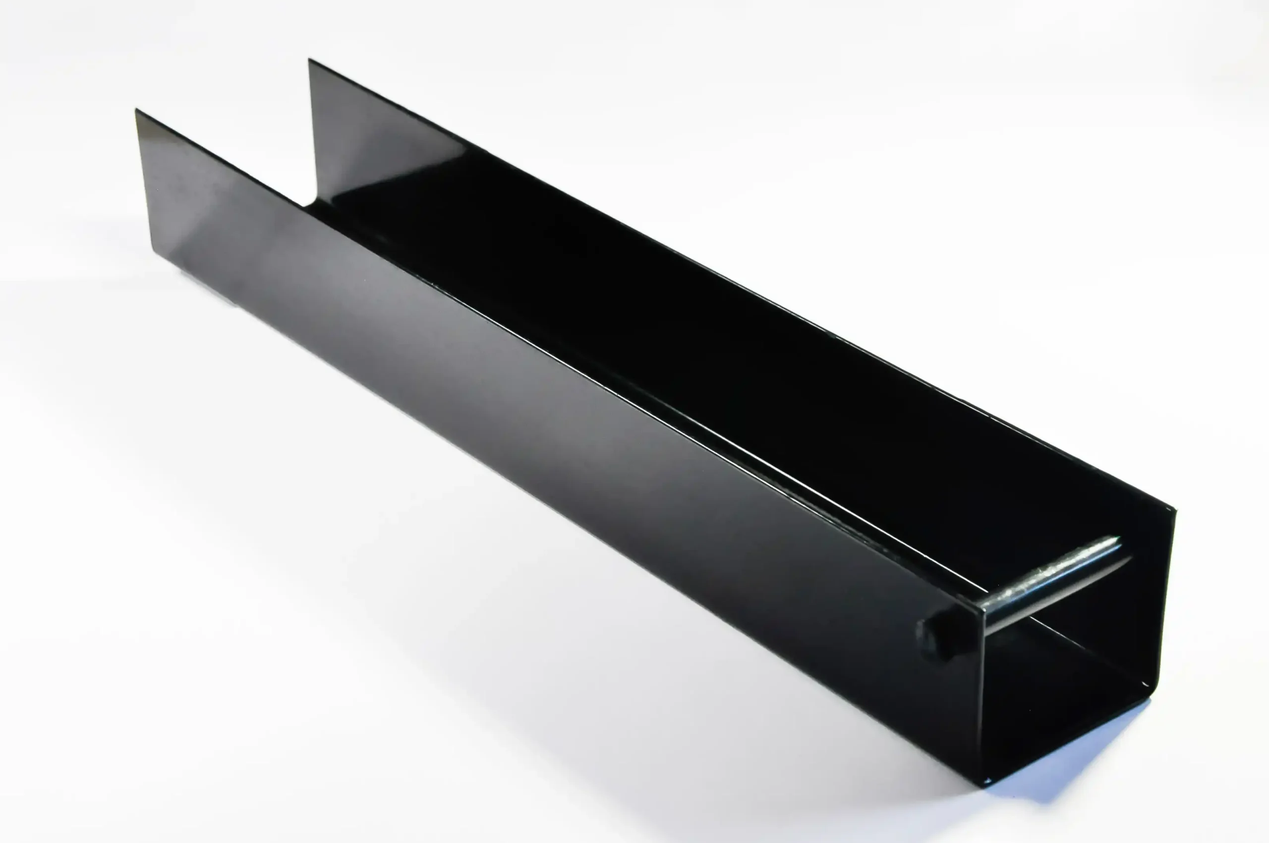 uchwyt do podmurówki w kolorze czarnym do montażu ogrodzeń