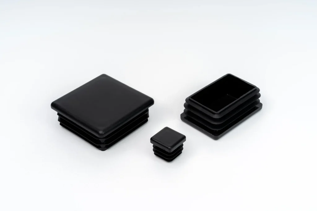 kapturki kwadratowe wciskane do ogrodzeń